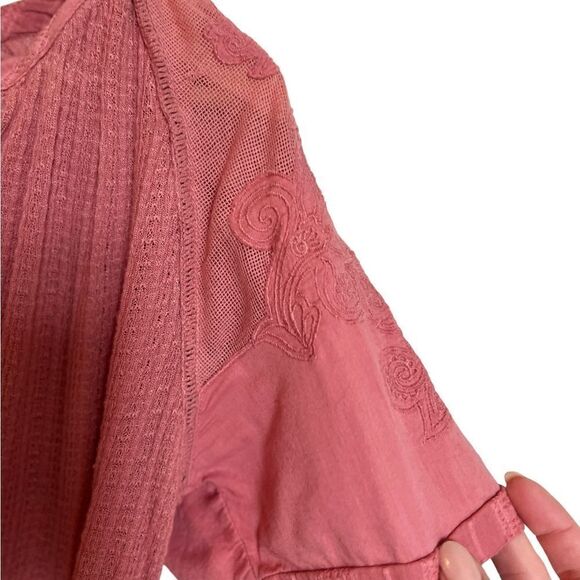 Lucky Brand Pink Embroidered Short Sleeve Waffle Knit Top Size Small - Picture 5 of 7